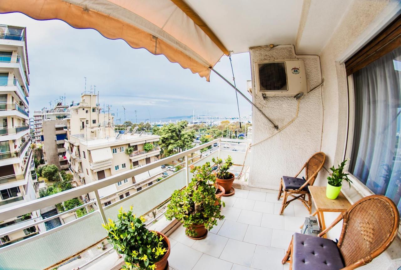 Flisvos Seafront-Marina Apartment Athena Bagian luar foto