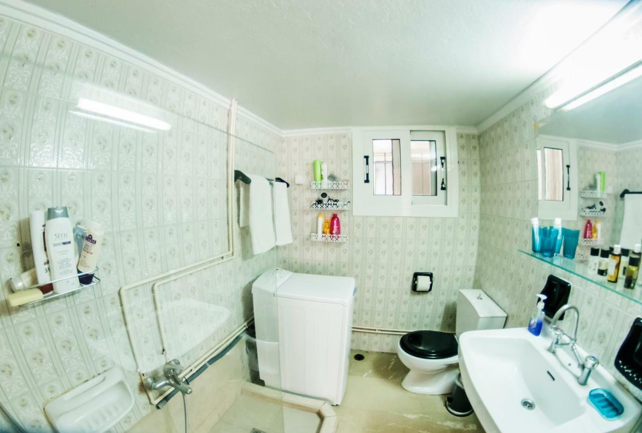 Flisvos Seafront-Marina Apartment Athena Bagian luar foto